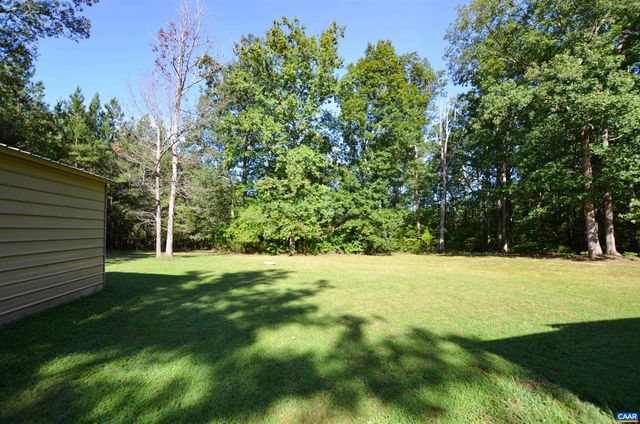 864 BILLY B RD, Louisa, VA 23093