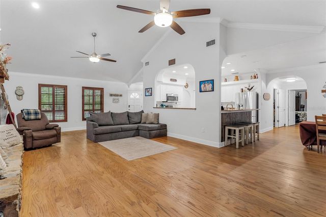 5100 GRIFFIN VIEW DRIVE, Lady Lake, FL 32159