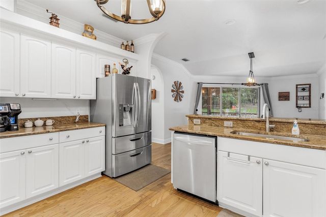 5100 GRIFFIN VIEW DRIVE, Lady Lake, FL 32159