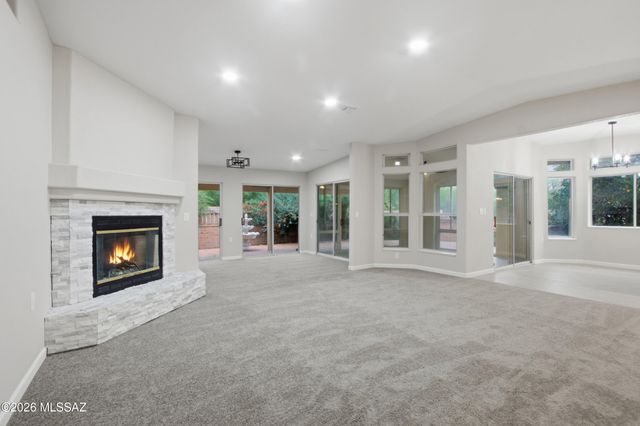 1202 N La Canoa, Green Valley, AZ 85614