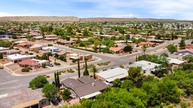 1202 N La Canoa, Green Valley, AZ 85614