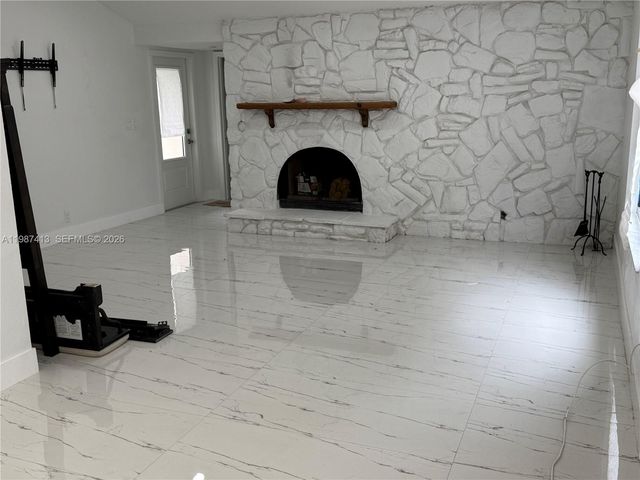 11100 NW 21st St, Sunrise, FL 33322