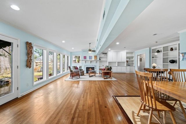 353 COLONIAL RD, Memphis, TN 38117