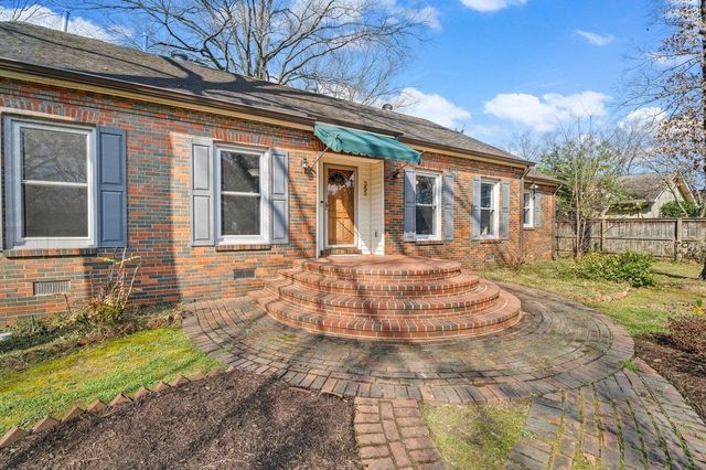 353 COLONIAL RD, Memphis, TN 38117