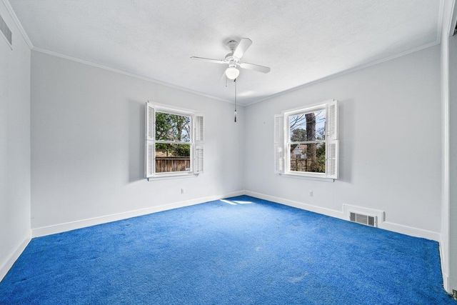 353 COLONIAL RD, Memphis, TN 38117