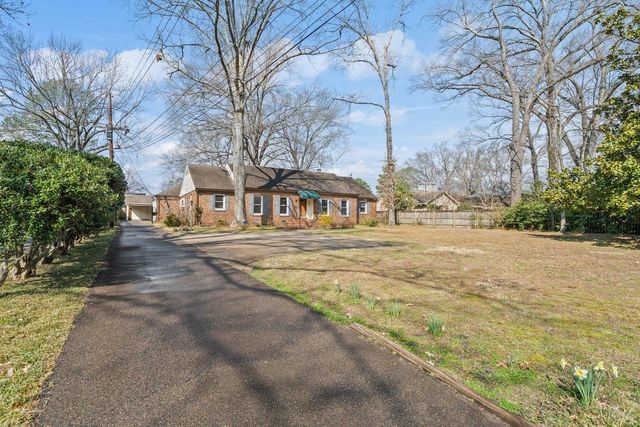 353 COLONIAL RD, Memphis, TN 38117