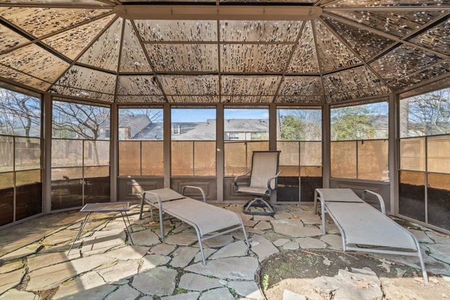 353 COLONIAL RD, Memphis, TN 38117