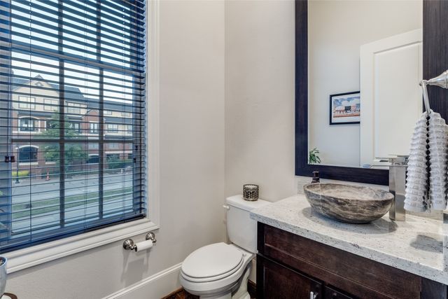 723 S Cesar Chavez Boulevard, Dallas, TX 75201