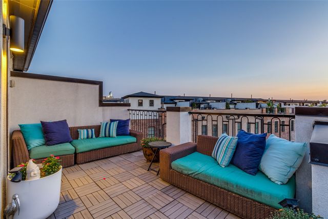 723 S Cesar Chavez Boulevard, Dallas, TX 75201