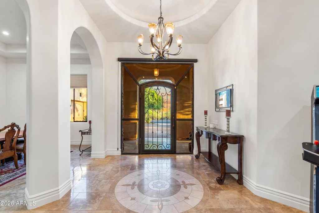 Image 10 of property listing at 8728 E CAMINO DEL MONTE --, Scottsdale, AZ 85255
