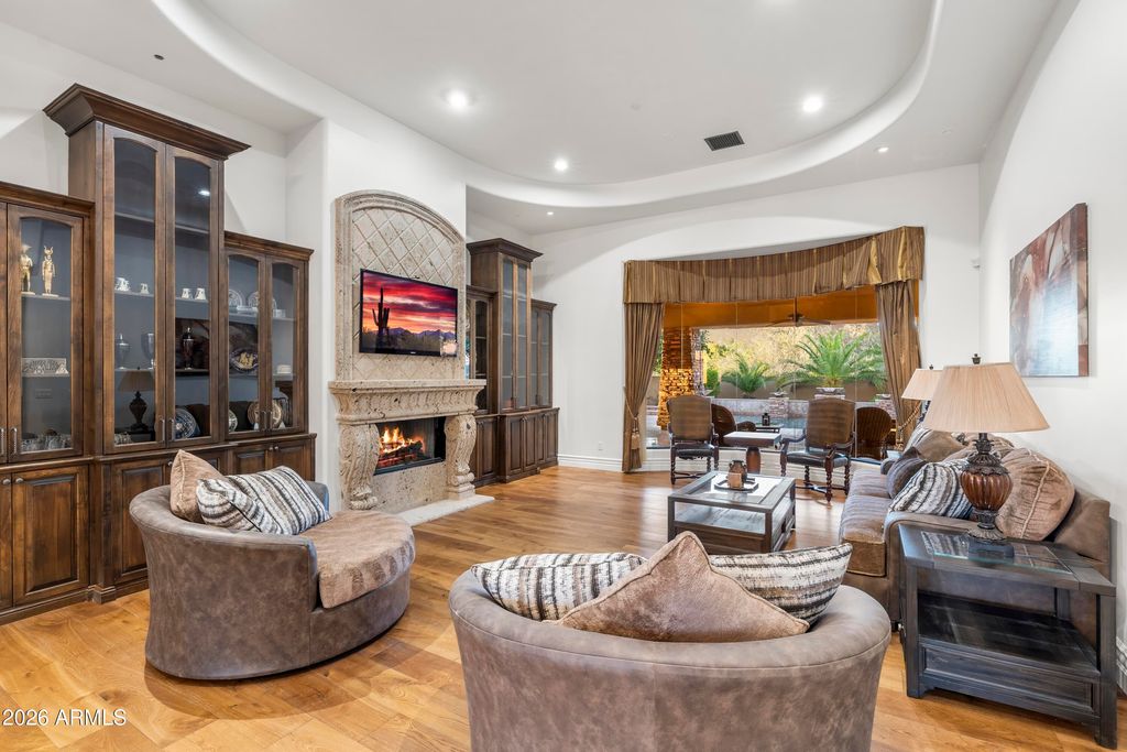 Image 13 of property listing at 8728 E CAMINO DEL MONTE --, Scottsdale, AZ 85255
