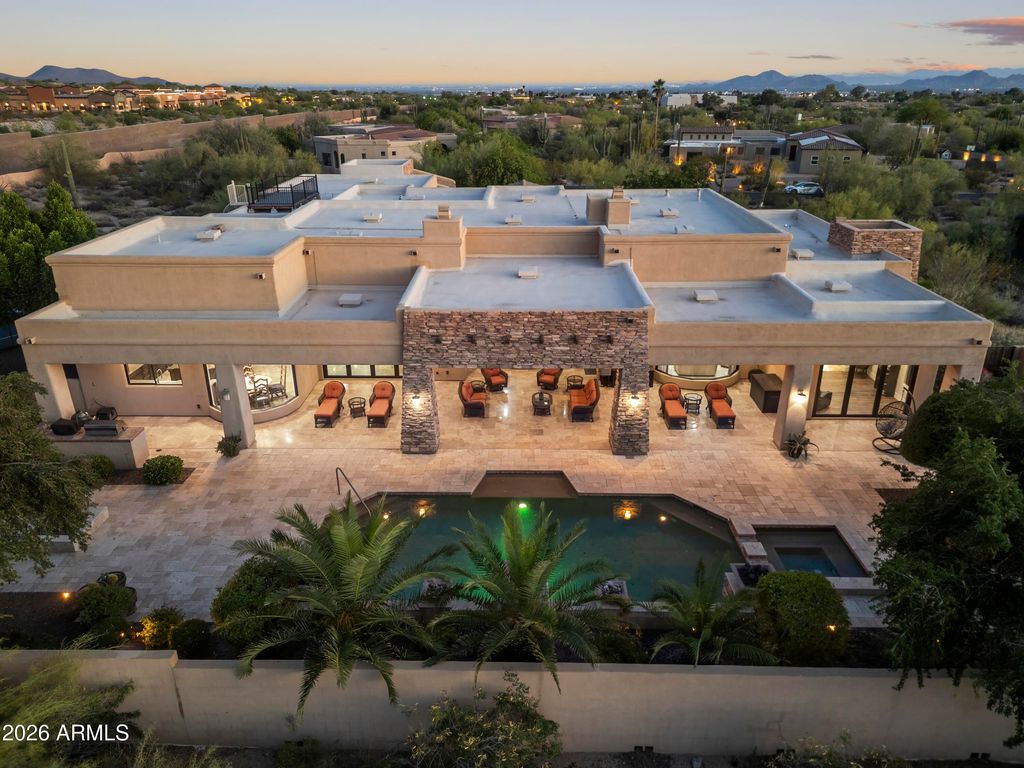 Image 2 of property listing at 8728 E CAMINO DEL MONTE --, Scottsdale, AZ 85255