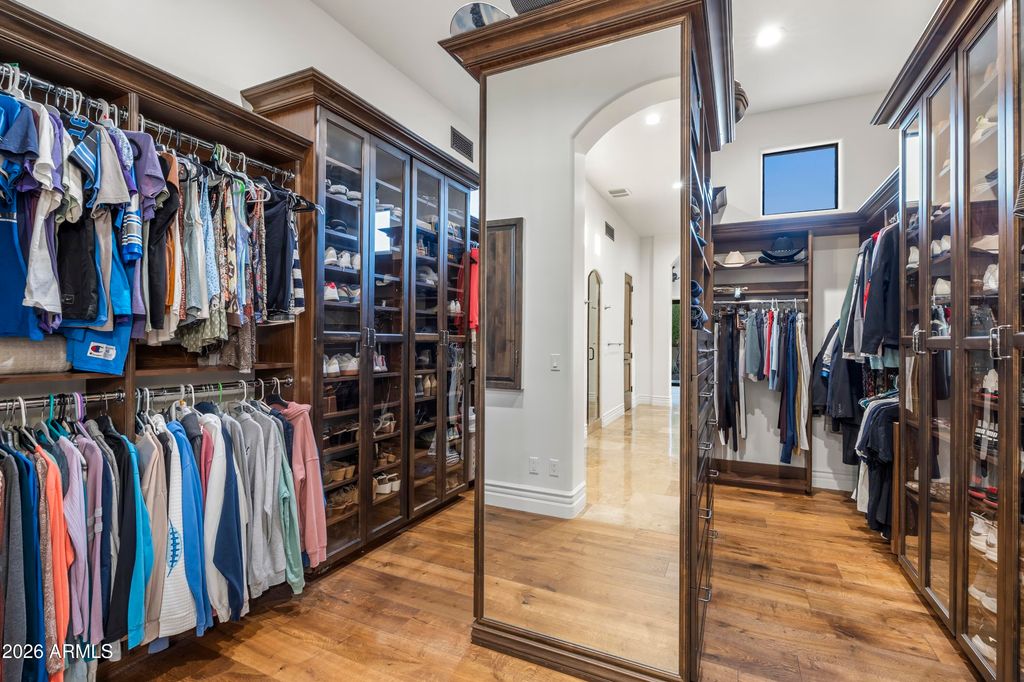 Image 32 of property listing at 8728 E CAMINO DEL MONTE --, Scottsdale, AZ 85255