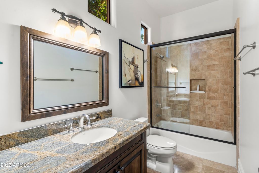 Image 36 of property listing at 8728 E CAMINO DEL MONTE --, Scottsdale, AZ 85255