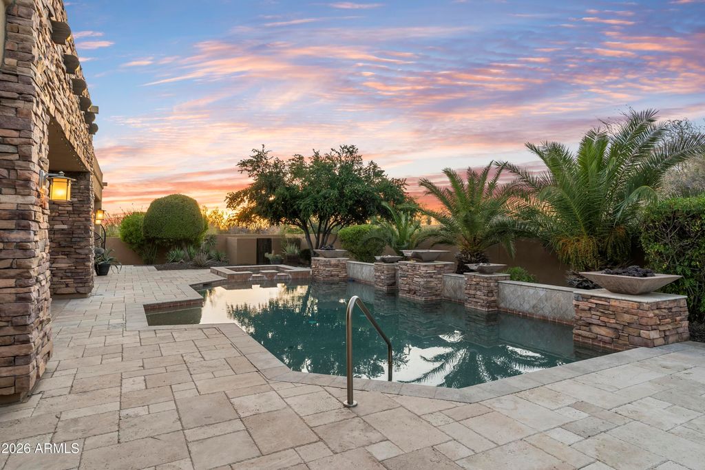 Image 48 of property listing at 8728 E CAMINO DEL MONTE --, Scottsdale, AZ 85255