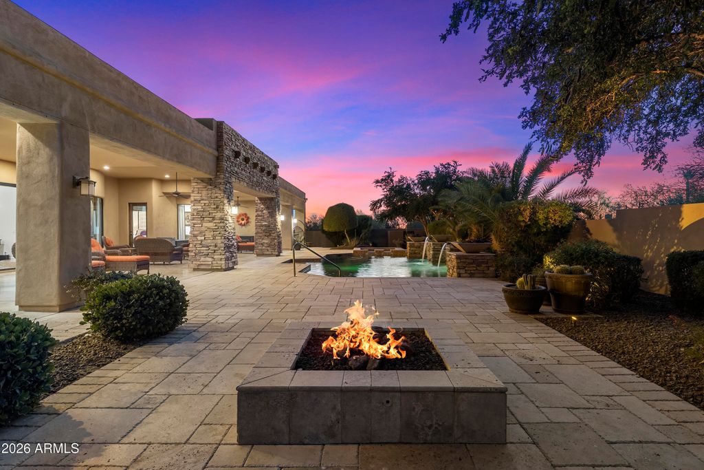 Image 52 of property listing at 8728 E CAMINO DEL MONTE --, Scottsdale, AZ 85255