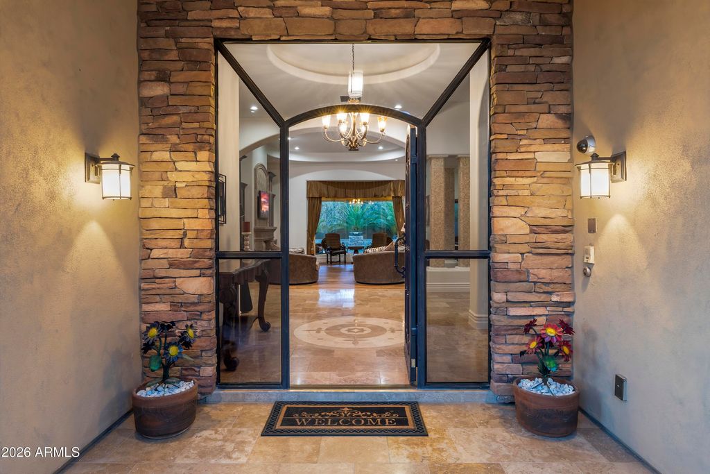 Image 8 of property listing at 8728 E CAMINO DEL MONTE --, Scottsdale, AZ 85255
