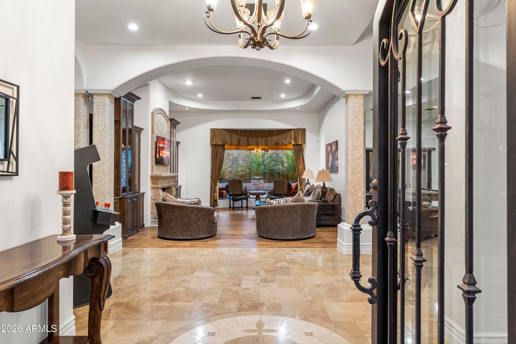 Image 9 of property listing at 8728 E CAMINO DEL MONTE --, Scottsdale, AZ 85255