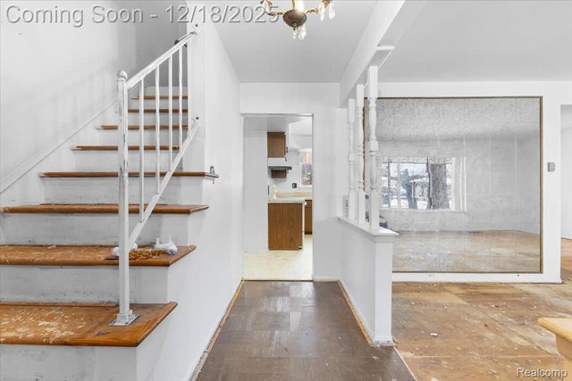 13227 Grand Haven Drive, Sterling Heights, MI 48312