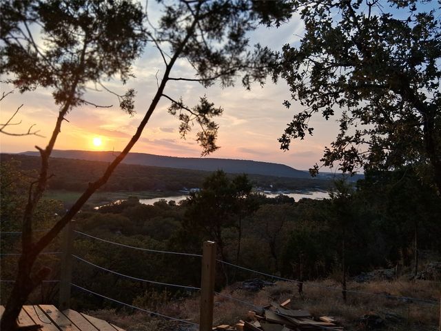 4915 S Lakeview, Gordon, TX 76453