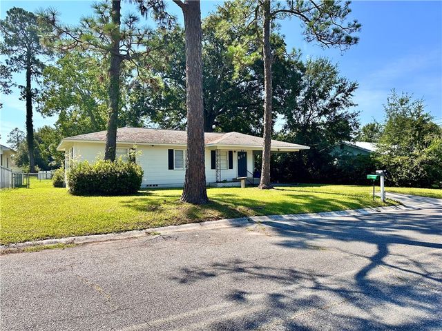 2202 Pioneer Street, Waycross, GA 31501