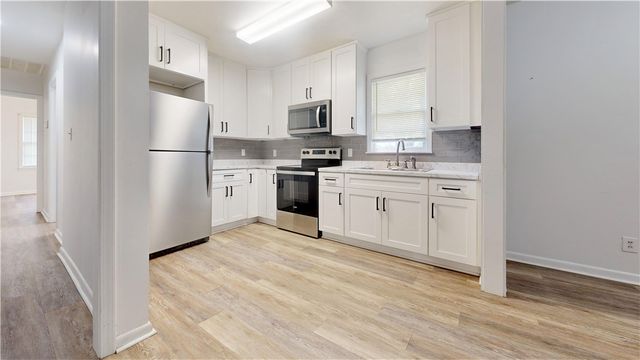 2202 Pioneer Street, Waycross, GA 31501