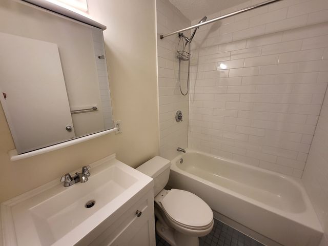 44 Washington St. 1212, Brookline, MA 02445