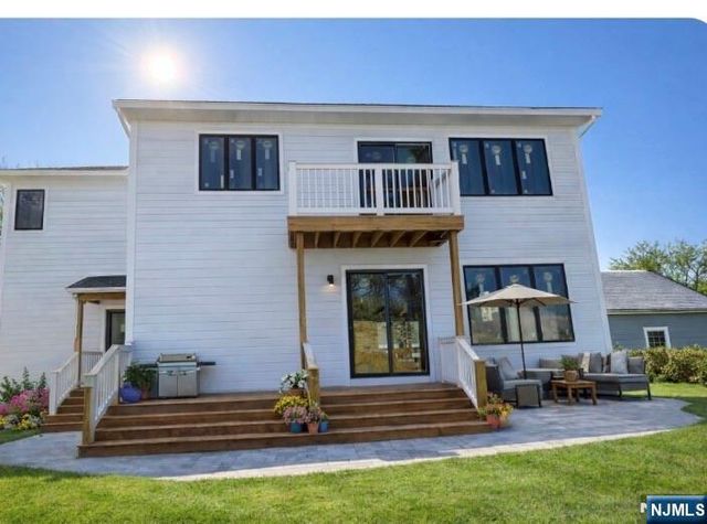 615 Shelton Road, Ridgewood, NJ 07450