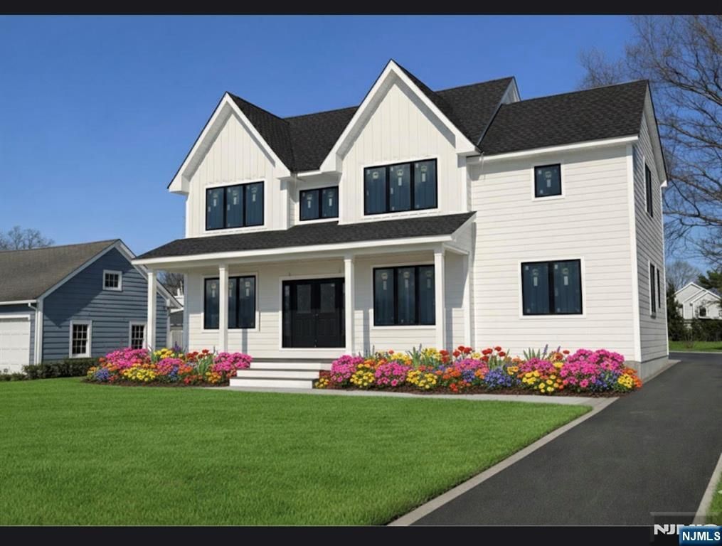 615 Shelton Road, Ridgewood, NJ 07450