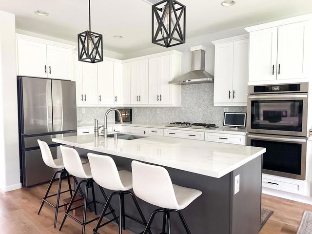 29824 Talitha Way, Murrieta, CA 92563