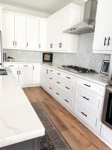 29824 Talitha Way, Murrieta, CA 92563