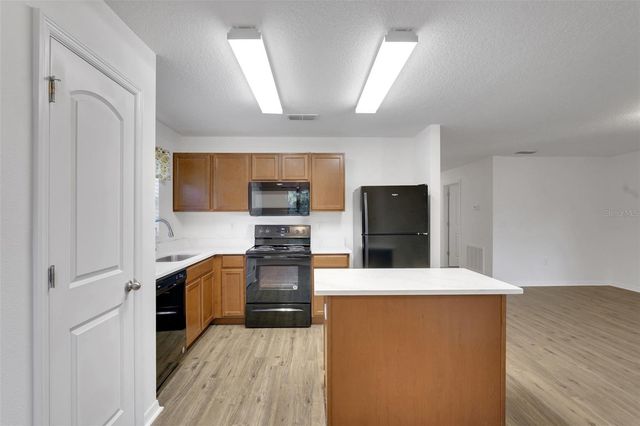 2659 ROTHERHAM ROAD, Tavares, FL 32778