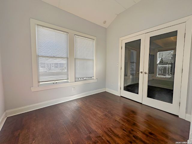 114 Yale, San Antonio, TX 78201