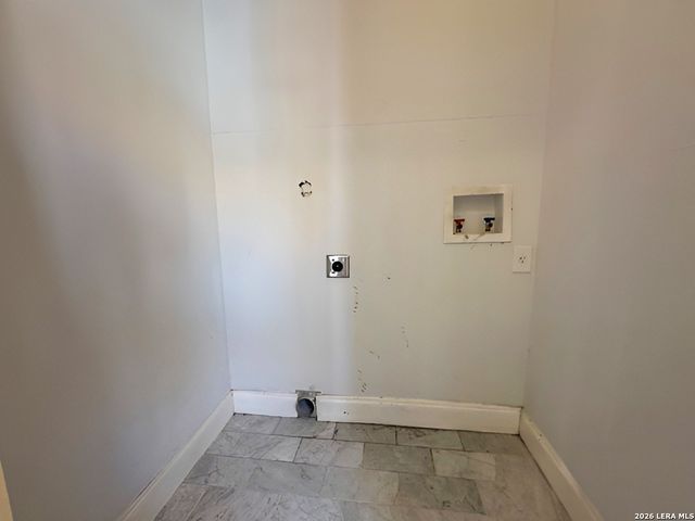 114 Yale, San Antonio, TX 78201