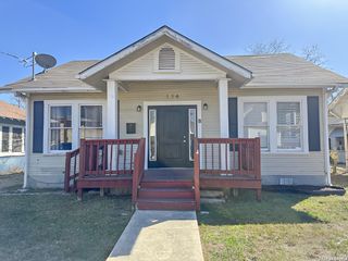 114 Yale, San Antonio, TX 78201