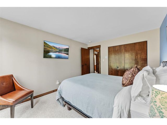 112 E La Bonte St 202, Dillon, CO 80435