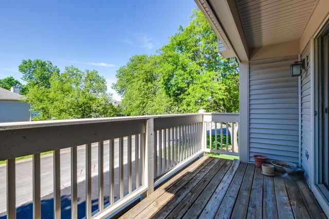1209 BRADWELL Lane E, Mundelein, IL 60060