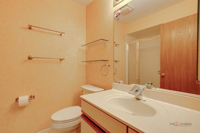 1209 BRADWELL Lane E, Mundelein, IL 60060