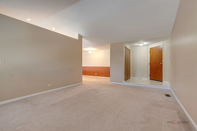 1209 BRADWELL Lane E, Mundelein, IL 60060
