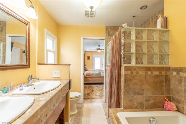 409 Old Forge CT, Virginia Beach, VA 23452