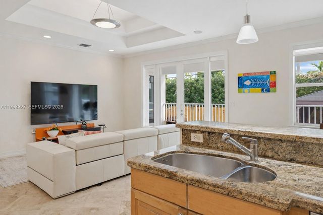 7431 Center Bay Dr, North Bay Village, FL 33141