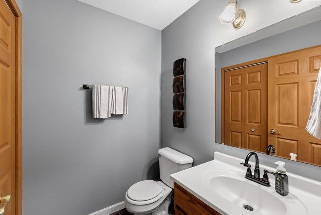 1126 Autumn DRIVE, West Bend, WI 53090