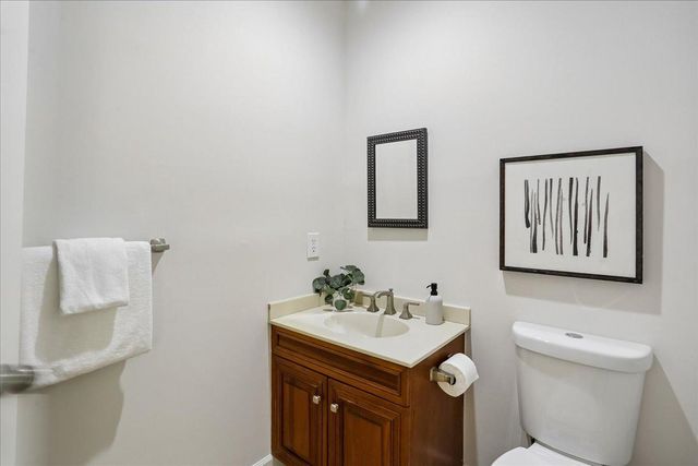 11720 GLEN CT, Potomac, MD 20854