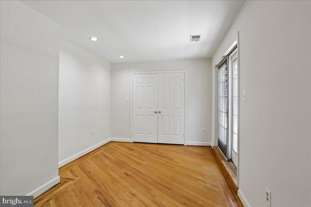 11720 GLEN CT, Potomac, MD 20854
