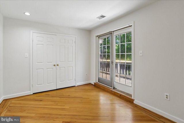 11720 GLEN CT, Potomac, MD 20854