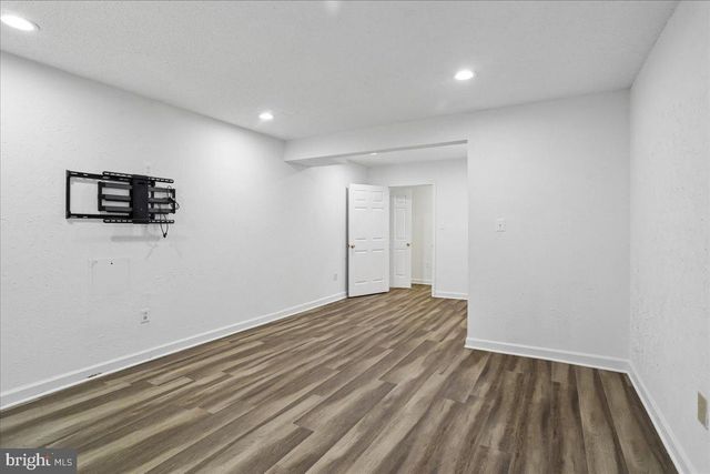 11720 GLEN CT, Potomac, MD 20854