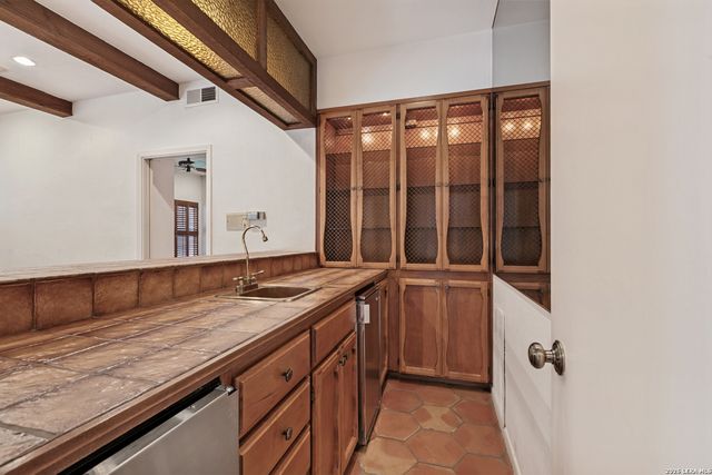 3947 Morgans Creek, San Antonio, TX 78230