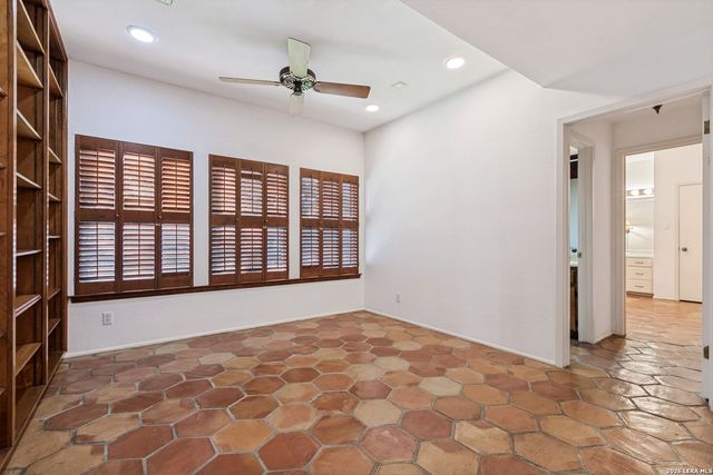 3947 Morgans Creek, San Antonio, TX 78230