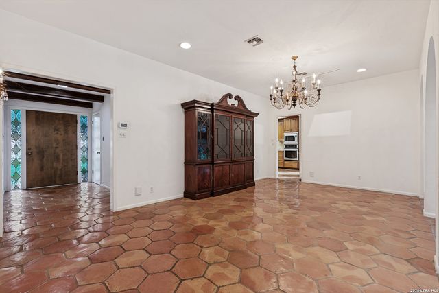 3947 Morgans Creek, San Antonio, TX 78230