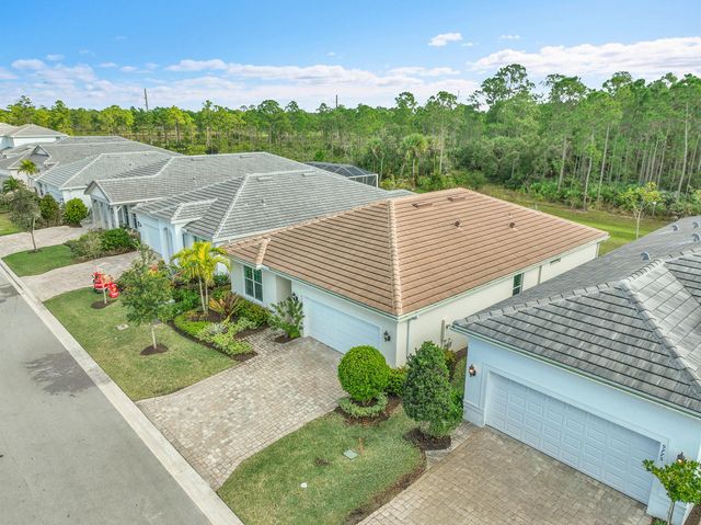 9765 SW Meridian Way, Stuart, FL 34997